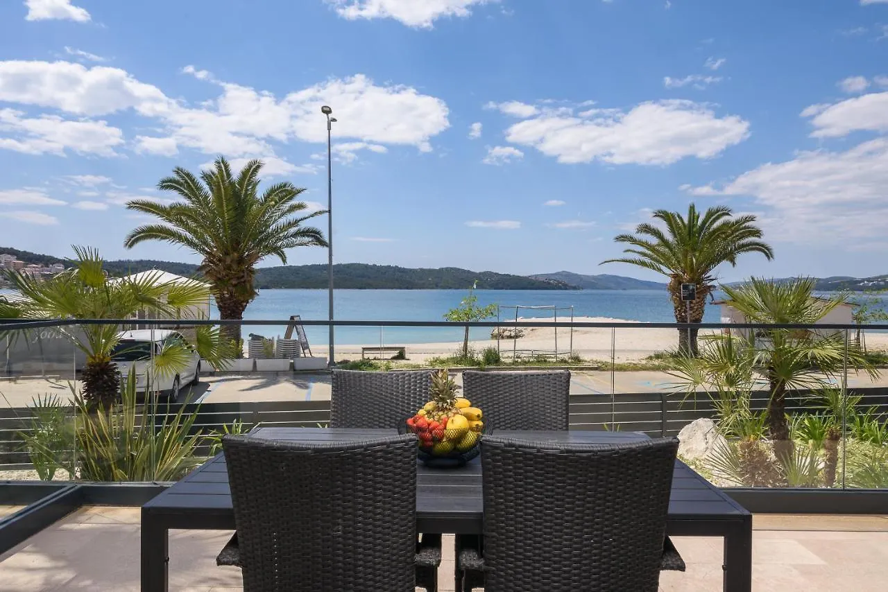 Palm Springs Διαμέρισμα Τρογκίρ 0*,  Κροατία
